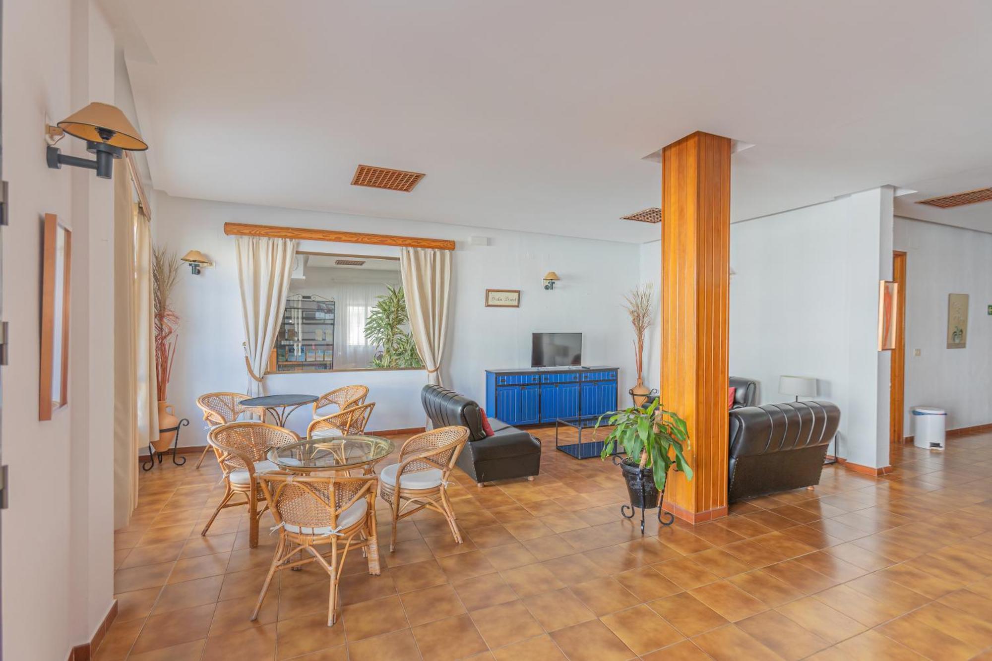 Hotel Tres Jotas Conil 科尼尔-德拉弗龙特拉 外观 照片
